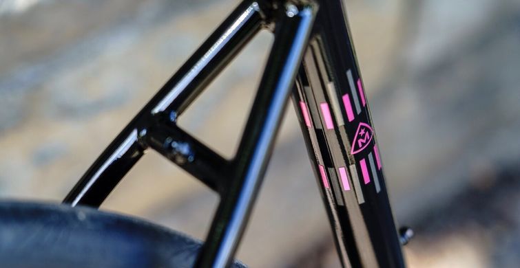 Велосипед 28" Marin NICASIO рама-52 2023 Gloss Black/Pink